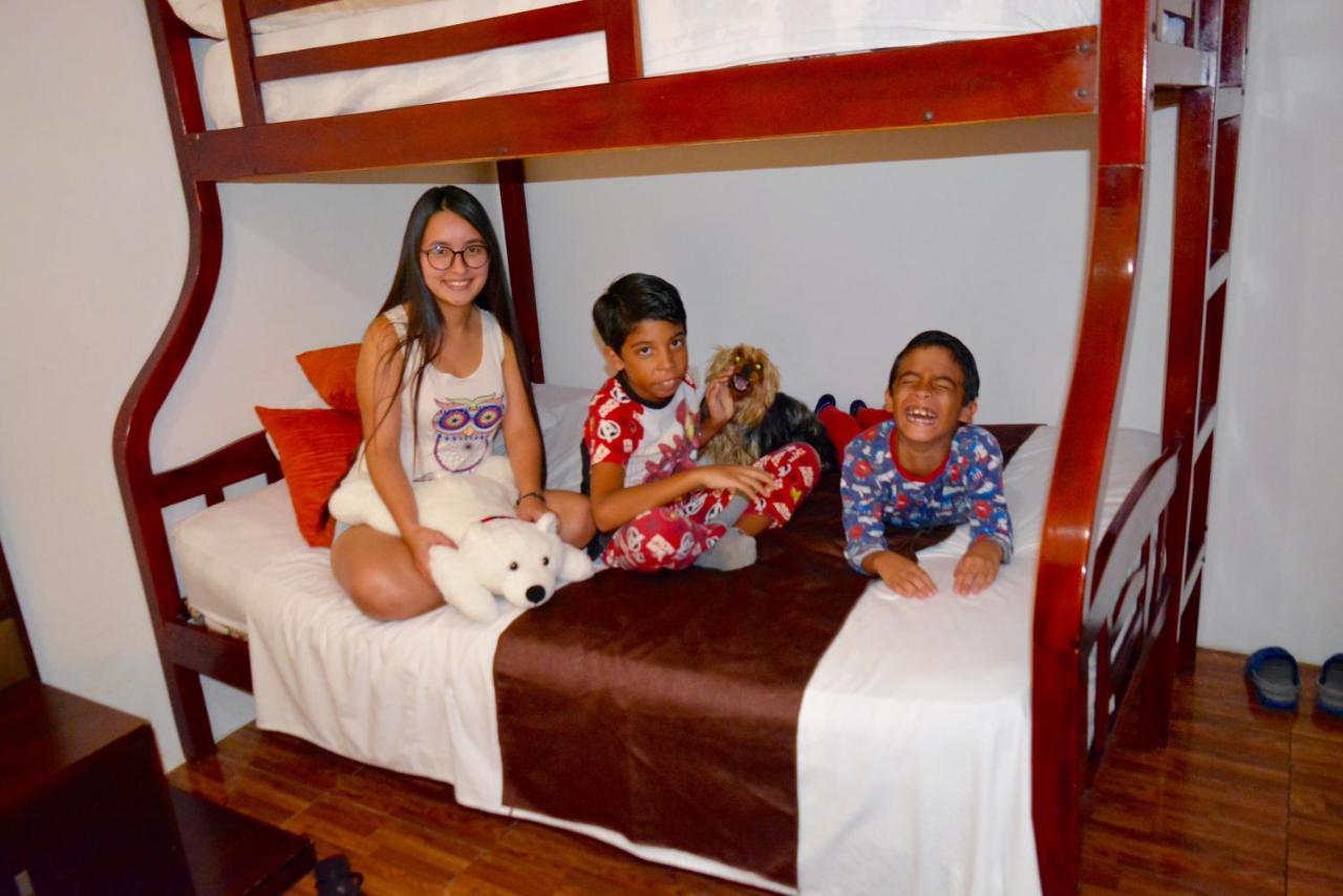 Hostal Villa 97 Guayaquil Kültér fotó