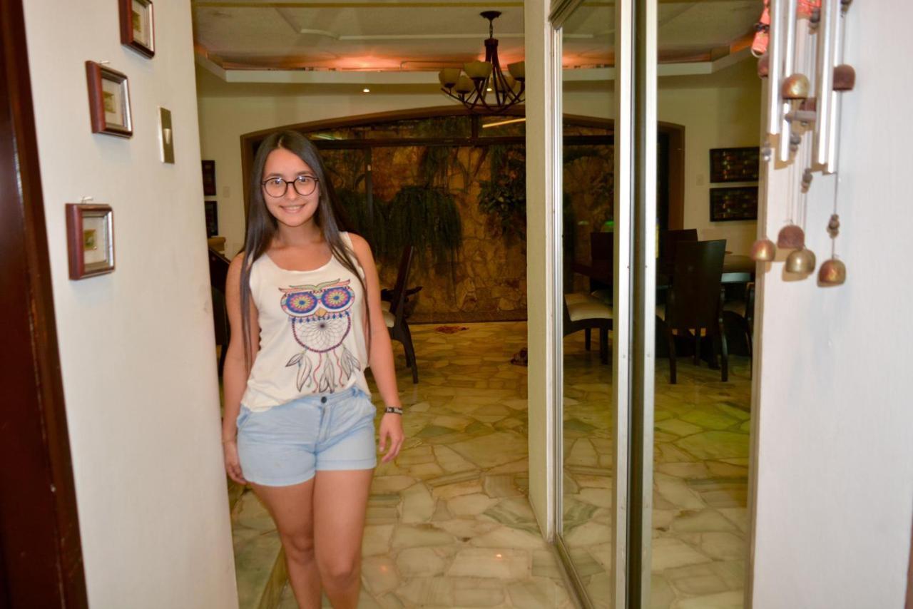 Hostal Villa 97 Guayaquil Kültér fotó