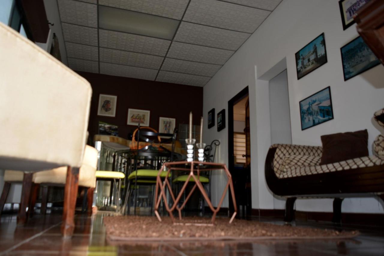 Hostal Villa 97 Guayaquil Kültér fotó