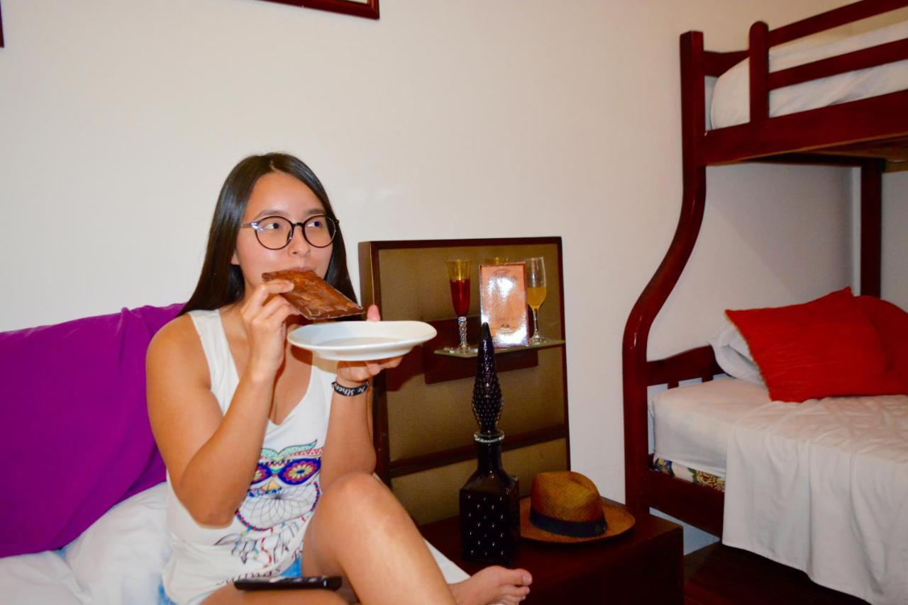 Hostal Villa 97 Guayaquil Kültér fotó