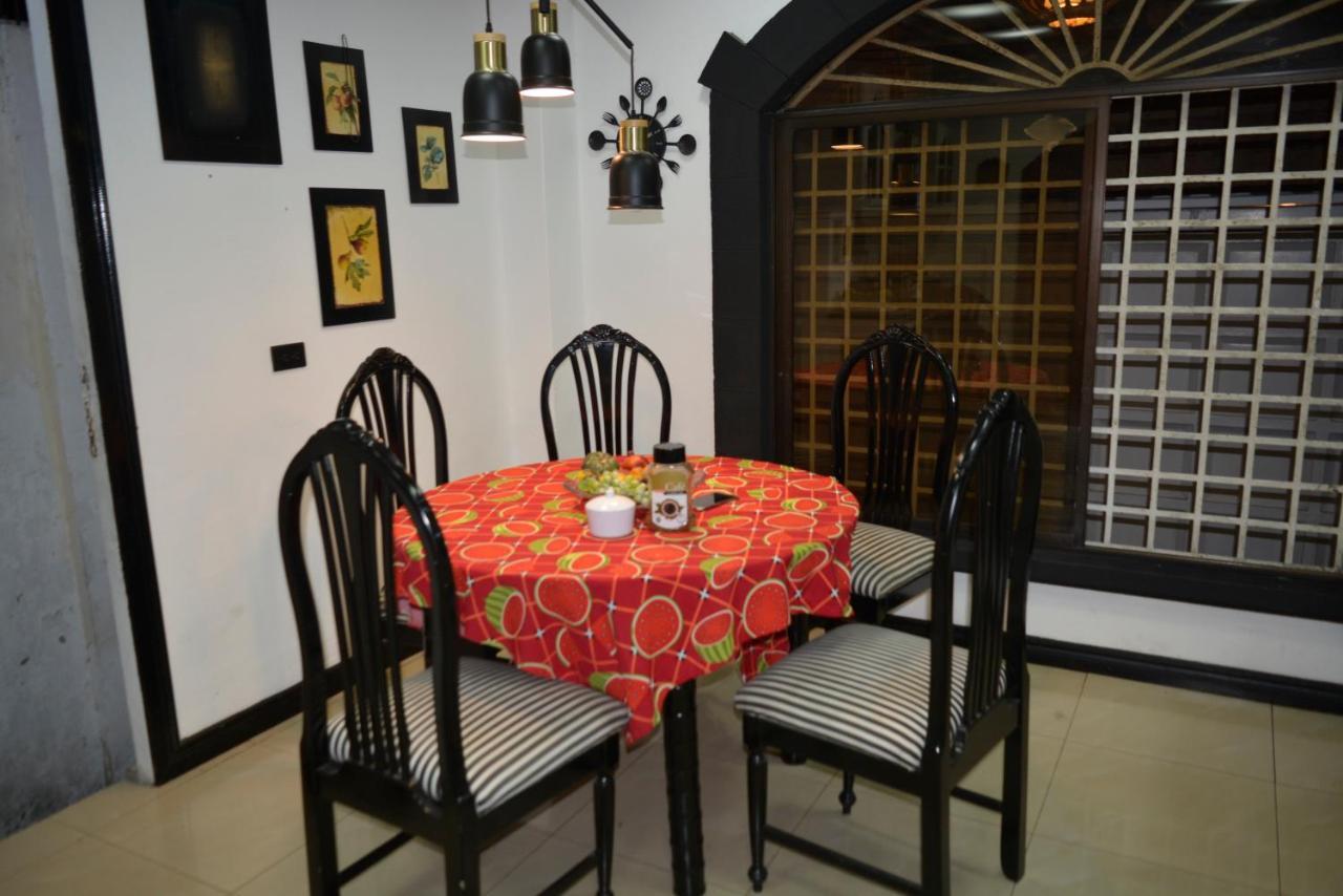 Hostal Villa 97 Guayaquil Kültér fotó