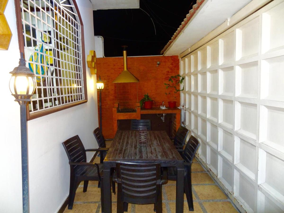 Hostal Villa 97 Guayaquil Kültér fotó